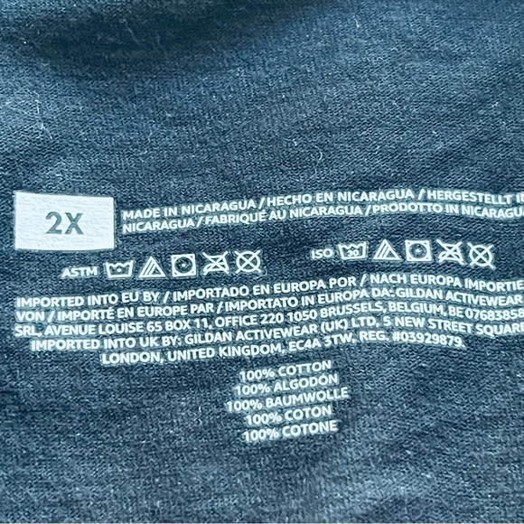 Yellowstone Graphic Short Sleeve Tee - Picture 3 of 3